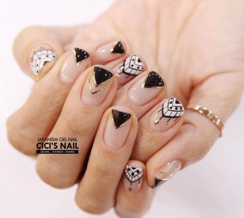 Маникюр красный и белый. Красные ногти: сочетание цветов 18