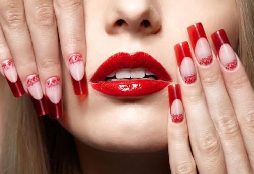 Цветной френч дизайн ногтей. Разновидности цветного френча