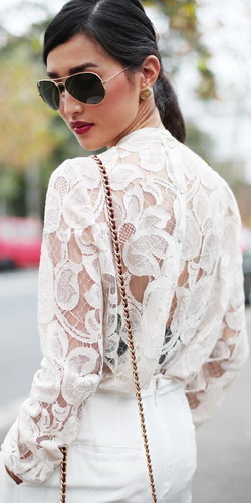 С чем носить прозрачную кружевную блузку. С чем носить кружевные блузки