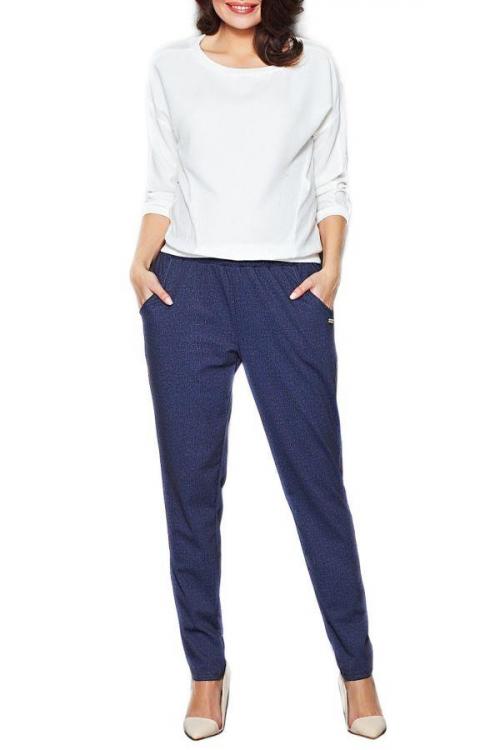 С чем носить синие. Советы стилистов, с чем носить и сочетать женские синие брюки