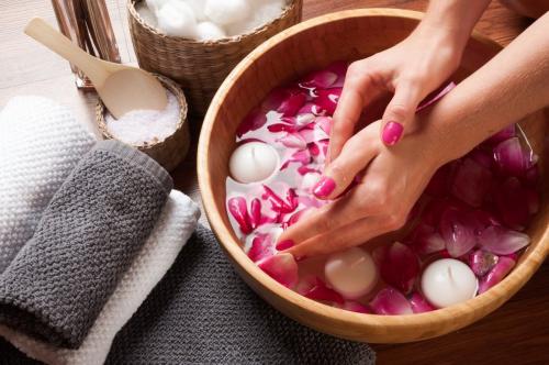 Ванночка для кожи вокруг ногтей. Ванночки для ногтей