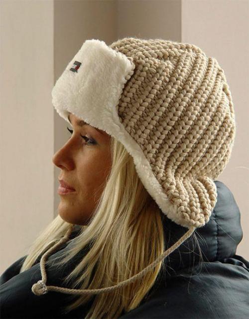Зимние головные уборы для женщин посл.  Фото модных вязаных шапок для женщин 50 лет, стильные виды и фасоны