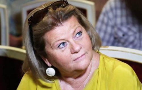 Ирина Муравьева переделала кухню после квартирного вопроса. Ирина Муравьева схватилась за голову увидев во что превратилась ее кухня после ремонта с «Квартирным вопросом»