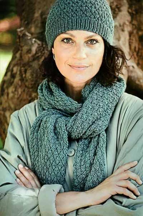 Головной убор к пальто для женщин 40 лет. Фасон 18