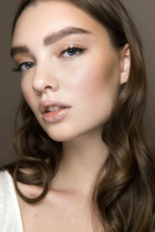 Как отрастить брови в домашних условиях. Как отрастить густые брови в домашних условиях: 5 способов