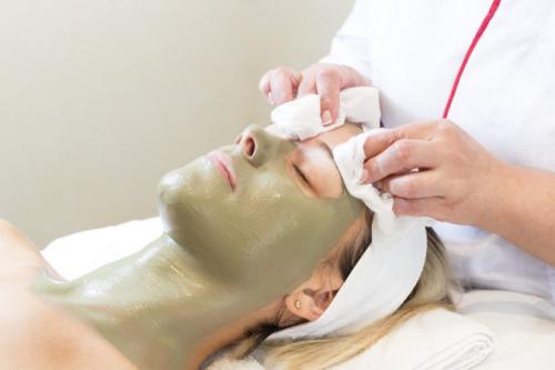 Черные круги под глазами у женщин, как избавиться в домашних условиях. Косметологические процедуры 08 Черные круги под глазами у женщин, как избавиться в домашних условиях. Косметологические процедуры 08