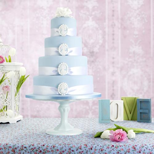 Голубой с розовым торт. Свадебный торт в нежных пастельных тонах