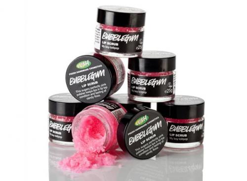 Скраб для обветренных губ. Обзор профессиональных скрабов