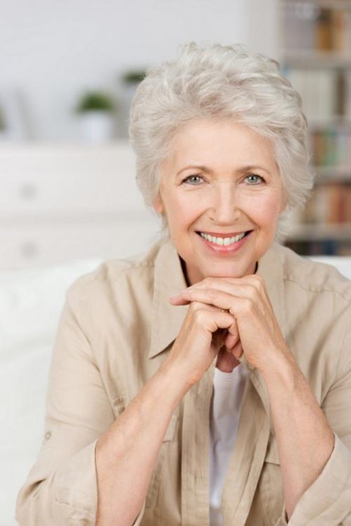 Стрижки и цвет волос для женщин з.  Стрижки для дам за 50