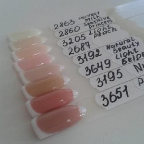 Какой лак нужен для французского маникюра. Техника выполнения французского маникюра гель-лаком