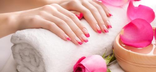 Лак гель блюскай для френча, какой номер. Идеальный френч-маникюр с каучуковой базой Bluesky 03