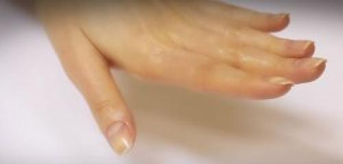 Как наносить гель лак пошагово. Как делается маникюр с помощью гель-лака