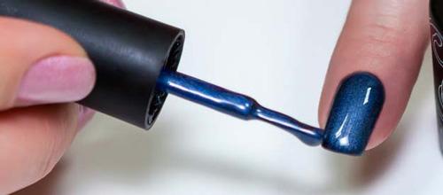 Почему сохнет кожа вокруг ногтей на руках после шеллака. 