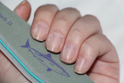 Ошибки мастеров маникюра. Так делать маникюр нельзя! 8 ошибок мастеров маникюра