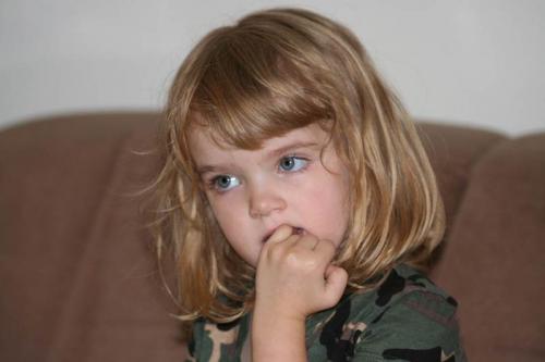 Поперечные бороздки на ногтях. Причины появления поперечных бороздок на ногтях и способы их устранения