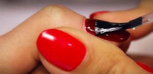 Гель лак наносить на гель. Как делается маникюр с помощью гель-лака