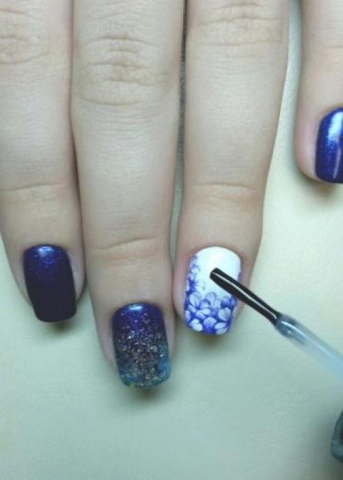 Как нарисовать на ногтях лаком цветок. Учимся рисовать обычным лаком 08