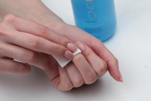 Покрытие гель-лаком для начинающих пошагово. Маникюр гель-лаком для начинающих: пошаговые уроки