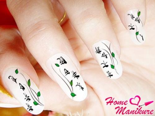 Маникюр с китайскими иероглифами. Нейл-арт с иероглифами