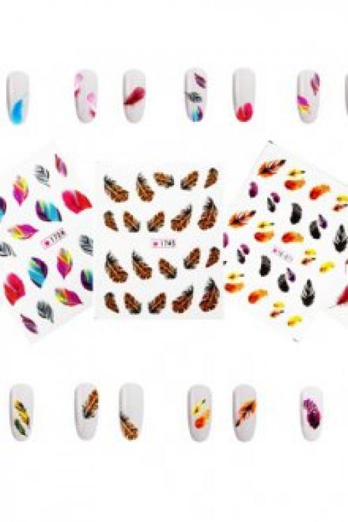 Как клеить наклейки на гель лак. Как клеить наклейки на ногти, чтобы они хорошо держались и отлично выглядели