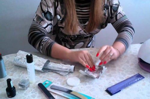 Чем снять биогель с ногтей. Как снять биогель с ногтей 16