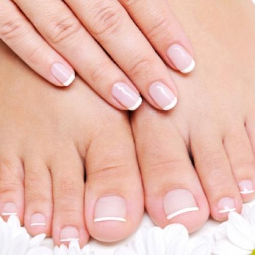 Как сделать френч с помощью полосок. Как сделать французский маникюр в домашних условиях – поэтапно 06 Как сделать френч с помощью полосок. Как сделать французский маникюр в домашних условиях – поэтапно 06