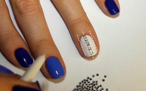 Как крепить стразы на шеллак в домашних условиях. Способы приклеивания страз на шеллак