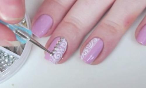 Как приклеить стразы на ногти, чтобы долго держались. Как наклеить на ногти стразы