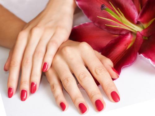 Укрепление ногтей гелем. Причины развития ломкости ногтей