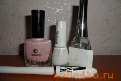 Как пользоваться полосками для французского маникюра. Полоски для французского маникюра: как их использовать? 01 Как пользоваться полосками для французского маникюра. Полоски для французского маникюра: как их использовать? 01