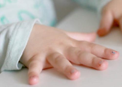 С какой скоростью растут ногти на руках. Скорость роста ногтей