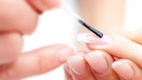 Можно ли на базу гель лака наносить обычный гель. Можно ли обычный лак красить под гель лак? 09 Можно ли на базу гель лака наносить обычный гель. Можно ли обычный лак красить под гель лак? 09