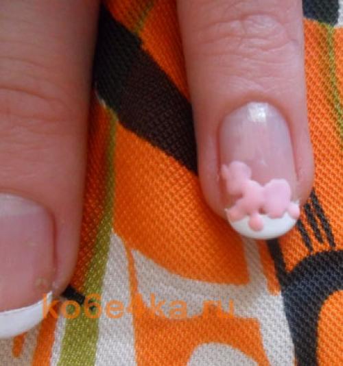 Как пользоваться полосками для французского маникюра. Полоски для французского маникюра: как их использовать? 08 Как пользоваться полосками для французского маникюра. Полоски для французского маникюра: как их использовать? 08