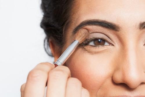 Освежающий макияж. Как выглядеть свежо, если не выспалась: 8 makeup-лайфхаков