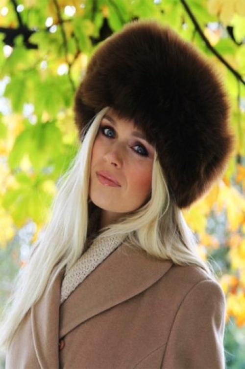 Головной убор для женщины 40 лет. Меховые шапки для женщин за 40