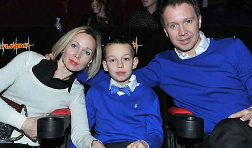 Ребёнок Евгения Миронова. 