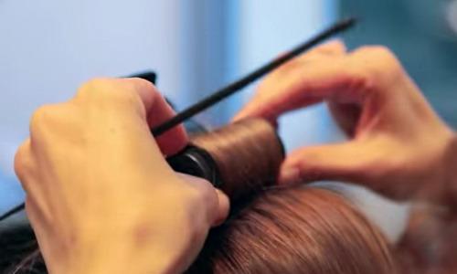 Бигуди на ночь. Как спать на бигуди с удовольствием: 8 шагов к созданию роскошных локонов