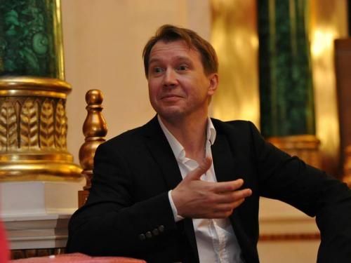 Ребёнок Евгения Миронова. 