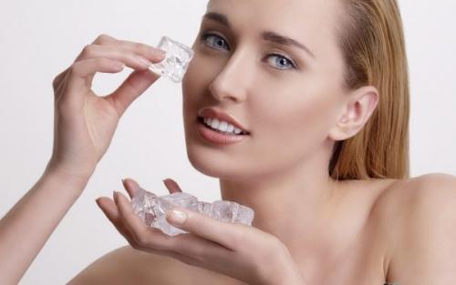 Чем можно увлажнить кожу лица в домашних условиях народными. Как увлажнить кожу лица?