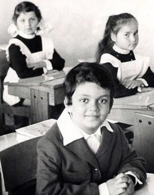 Сколько было киркорову когда он женился на пугачевой. 1990-е. Взлёт популярности 10