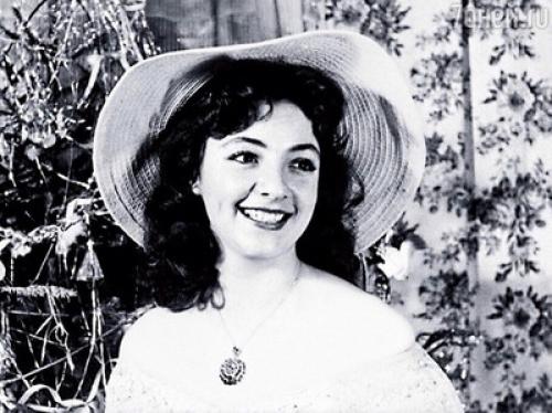 Сколько было киркорову когда он женился на пугачевой. 1990-е. Взлёт популярности 12