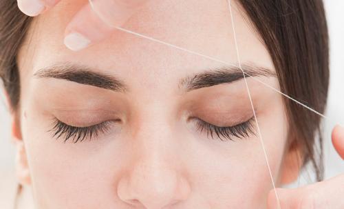 Как сделать другую форму бровей в домашних условиях. Какие инструменты понадобятся 03