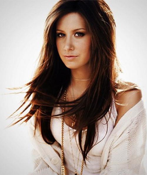 Прически с перьями. Стрижка перьями на средние и длинные волосы 02