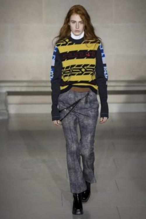 Серые джинсы женские. Стильные фасоны и оттенки