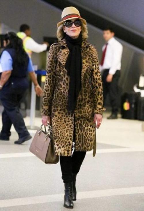 Как одеться стильно в 50 лет. Самые трендовые брюки весны-2020: какие модели мы будем носить в новом сезоне 22