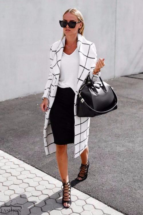 Как одеться стильно в 50 лет. Самые трендовые брюки весны-2020: какие модели мы будем носить в новом сезоне 11