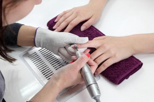 Набор для маникюра, как пользоваться. Электрический маникюрный набор для домашнего использования 14