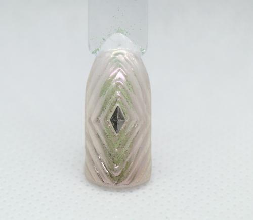 Маникюр втирка розовая со стразами. Идеи маникюра с втиркой – пошаговые мастер-классы