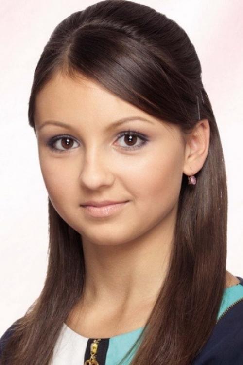 Прически брюнеткам на длинные волосы офисные. Офисный бант из волос