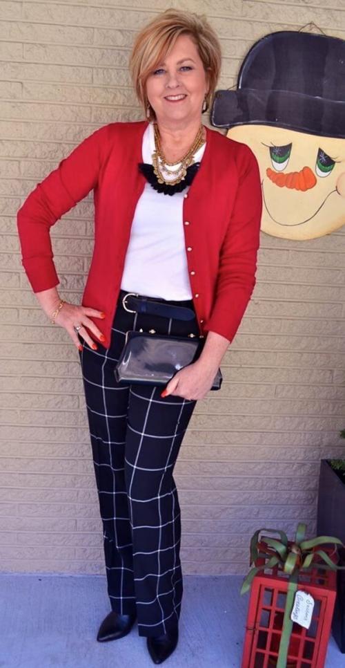 Как красиво выглядеть в 50 лет женщине. Составляем правильный гардероб